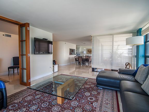 4th image of 5757 Collins Ave APT 1506
