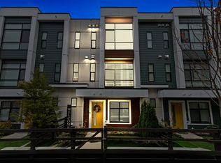 46150 Thomas Rd #211, Chilliwack, BC V2R3N3