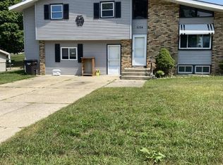7174 Martin Ave SE, Grand Rapids, MI 49548
