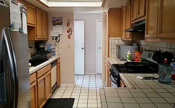 3rd image of 11020 Bob Stone Dr