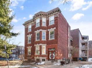 5900 Nina Pl APT 1, Saint Louis, MO 63112
