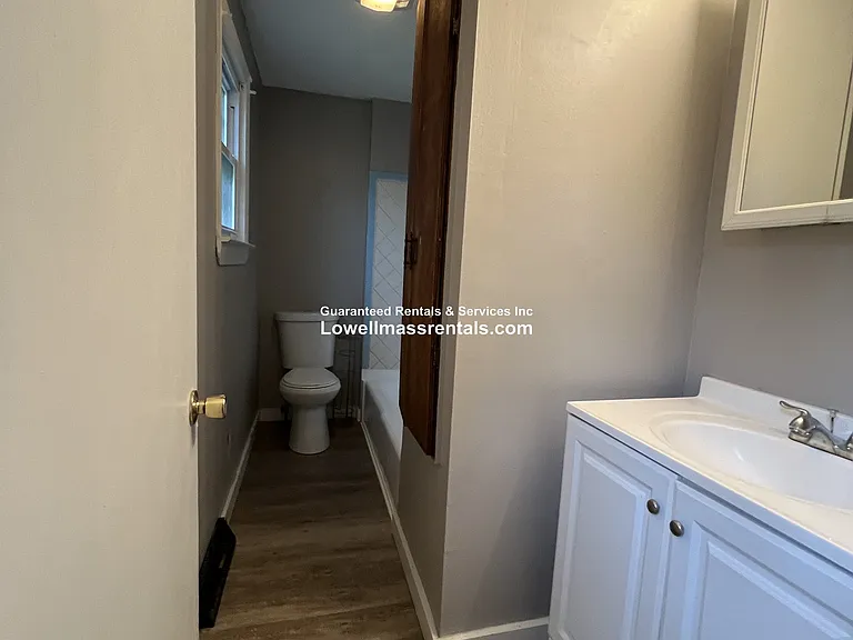 141 Alma St — Photo 15