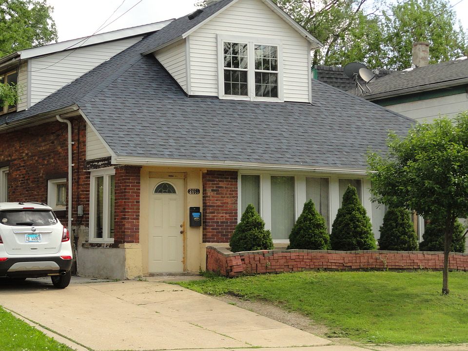 1st image of 2653 Vermont St