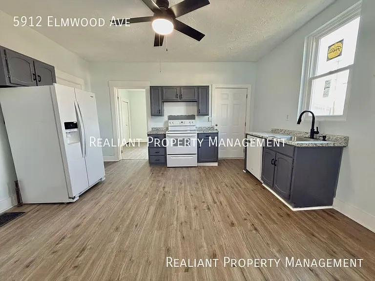 5912 Elmwood Ave — Photo 7