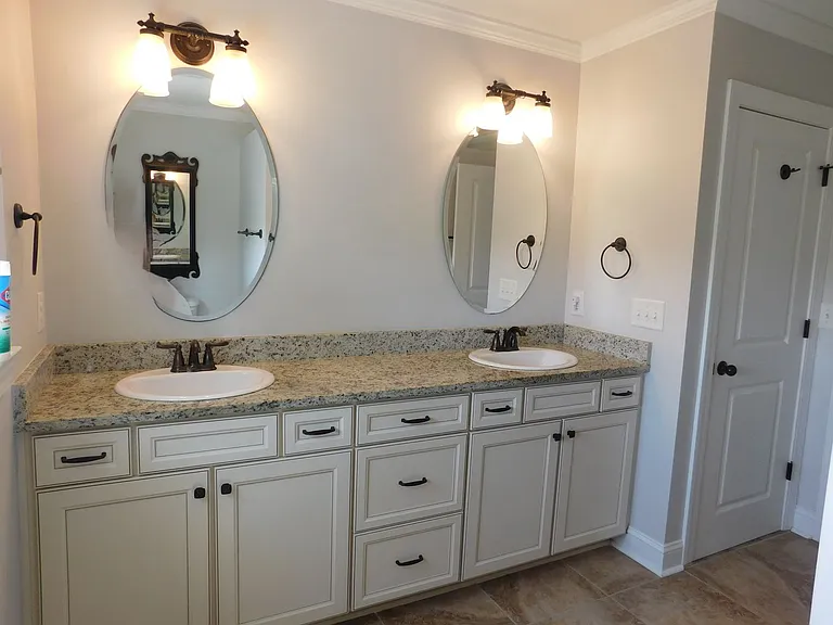 101 Staffordshire Dr — Photo 36
