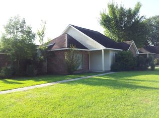 13036 Cypress Gold Dr, Saint Amant, LA 70774