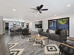 10872 Star Pine Rd, Truckee, CA 96161