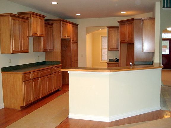5th image of 10531 Stoney Point Dr