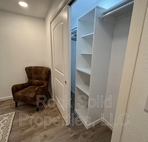 1716 Kade Ct — Photo 18