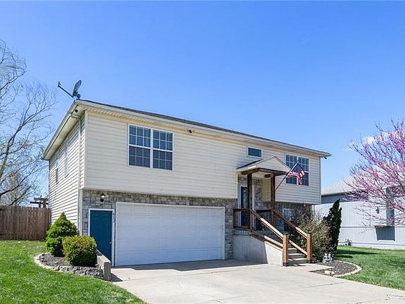 2nd image of 612 High Prairie Pl