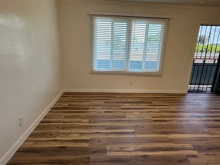 937 Magnolia Ave — Photo 4