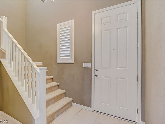 4th image of 10334 Ironwood Pass Ave
