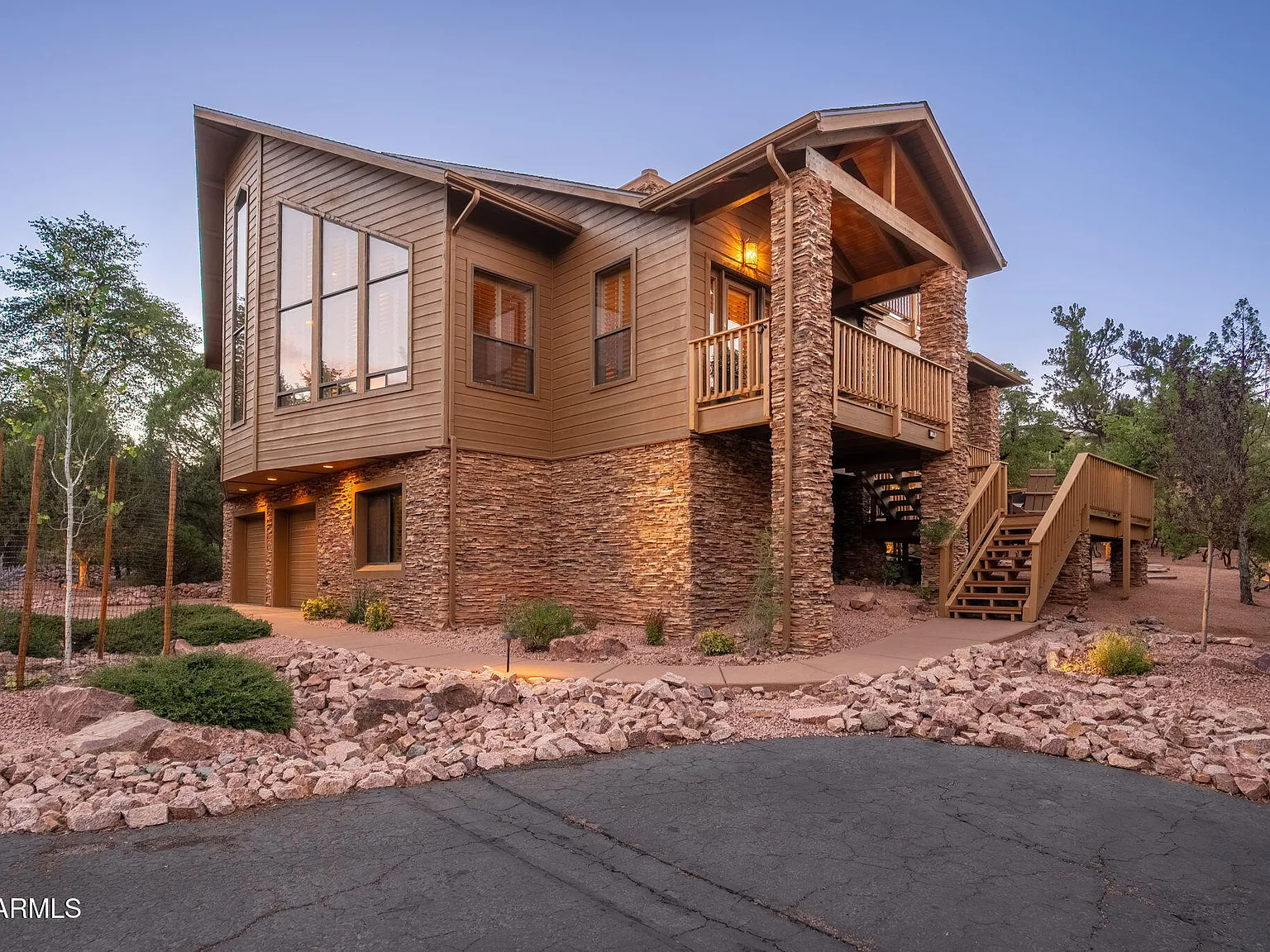 4 bed, 3.0 bath, 2916 sqft, $4,500 — Photo 1