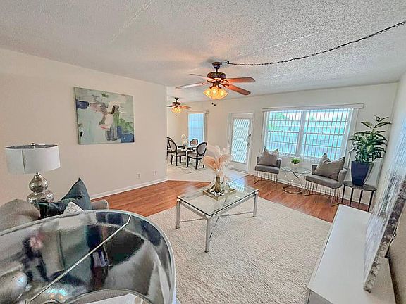 2nd image of 54 Newport C #54