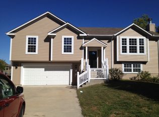21170 W 227th St, Spring Hill, KS 66083