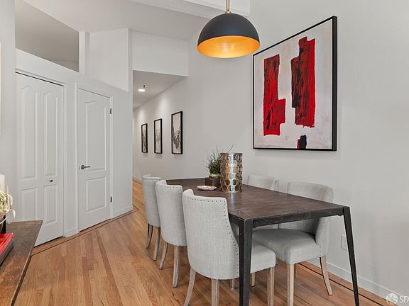 5th image of 1960 Hayes St APT 5