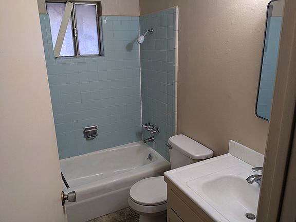 5th image of 2716 N Estrella Ave #2716