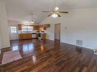 1009 D St, Waynesboro, VA 22980