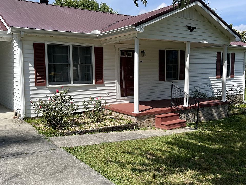 1st image of 224 Wesley St