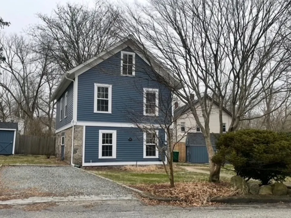 93 Spring St