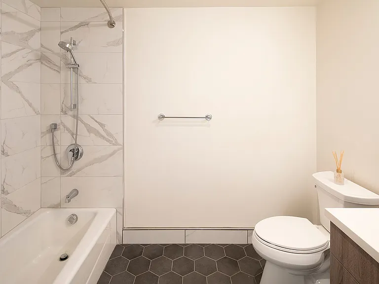Mission West Lofts — Photo 13