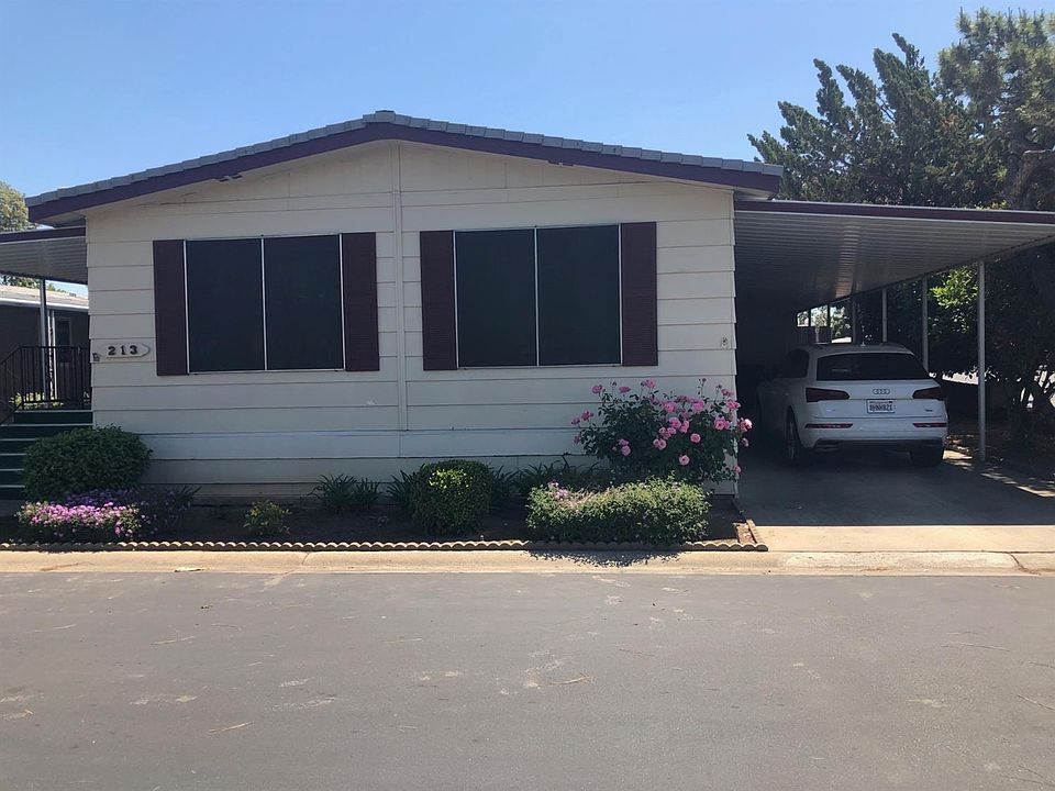 1st image of 2706 W Ashlan Ave #213