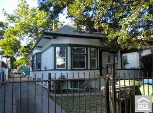 907 E Adams Blvd, Los Angeles, CA 90011