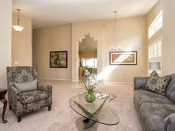 5th image of 2531 E Goldenrod St