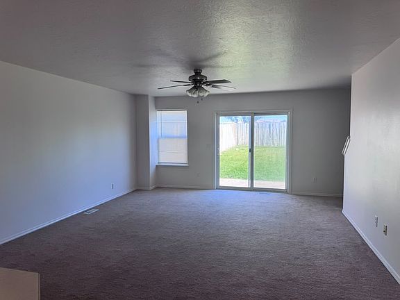 5th image of 1610 NE Cinder Loop #1610