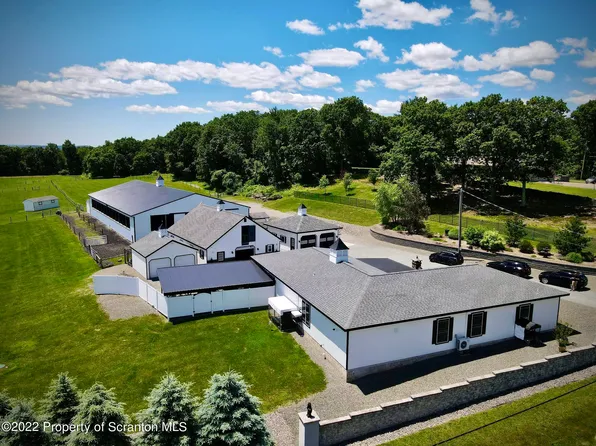 14021 Orchard Dr, Clarks Summit, PA 18411