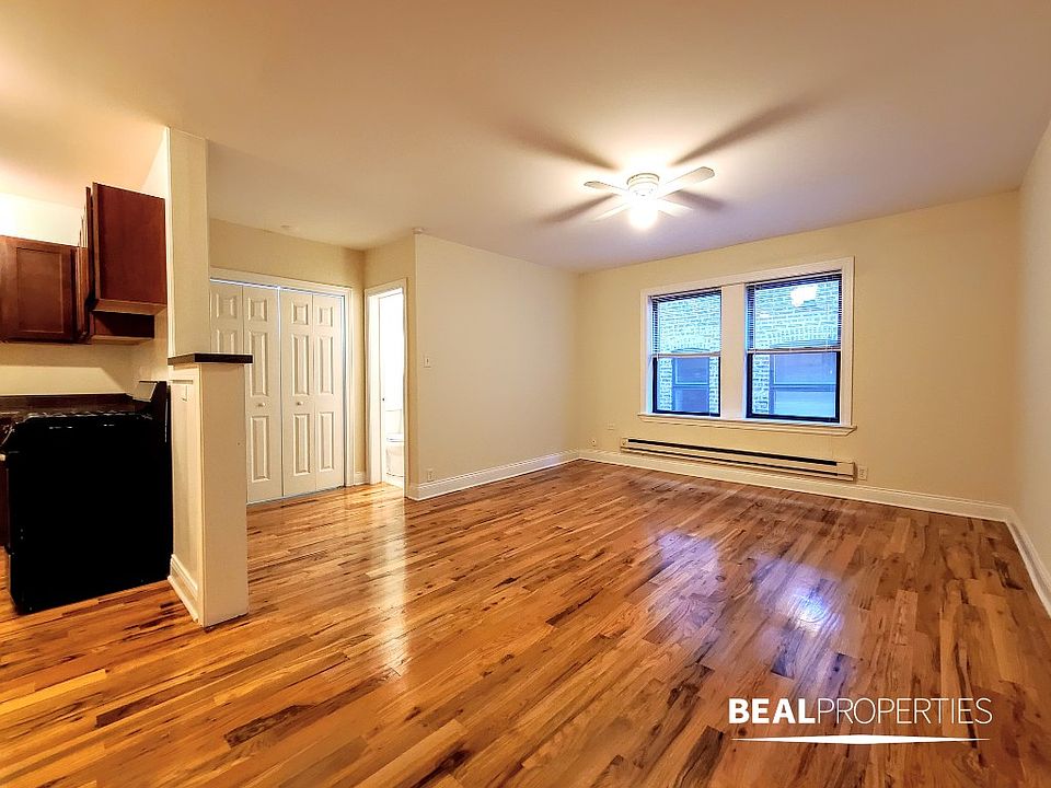 1st image of 540 W Wellington Ave #540212