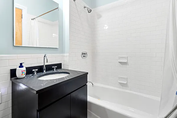 Rented by Compass | media 33