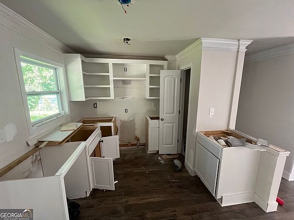 3rd image of 446 Fedora Way NW