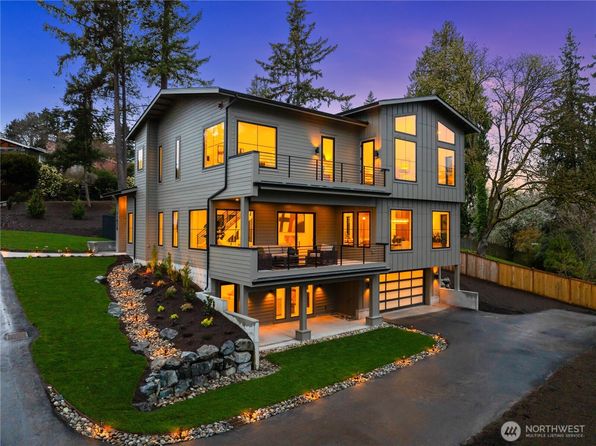 11028 83rd Avenue NE, Kirkland, WA 98034