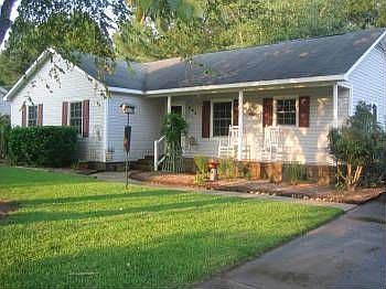 1st image of 202 Lancelot Dr