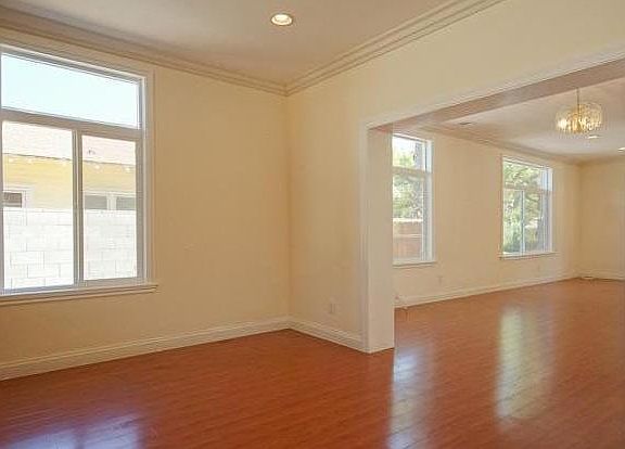 5th image of 1675 N Los Robles Ave
