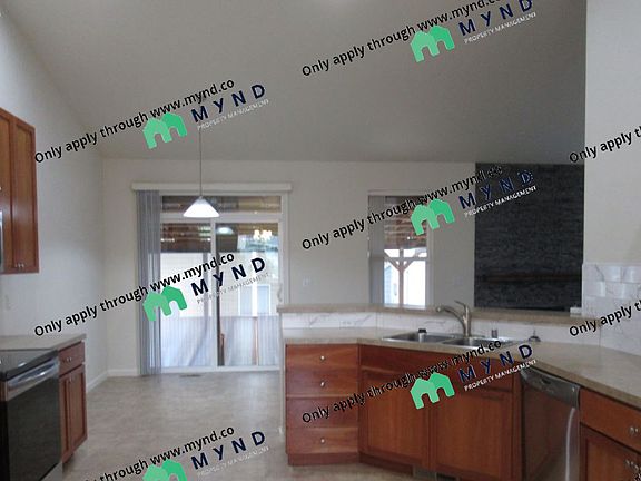 3rd image of 6611 NE 56th Ave