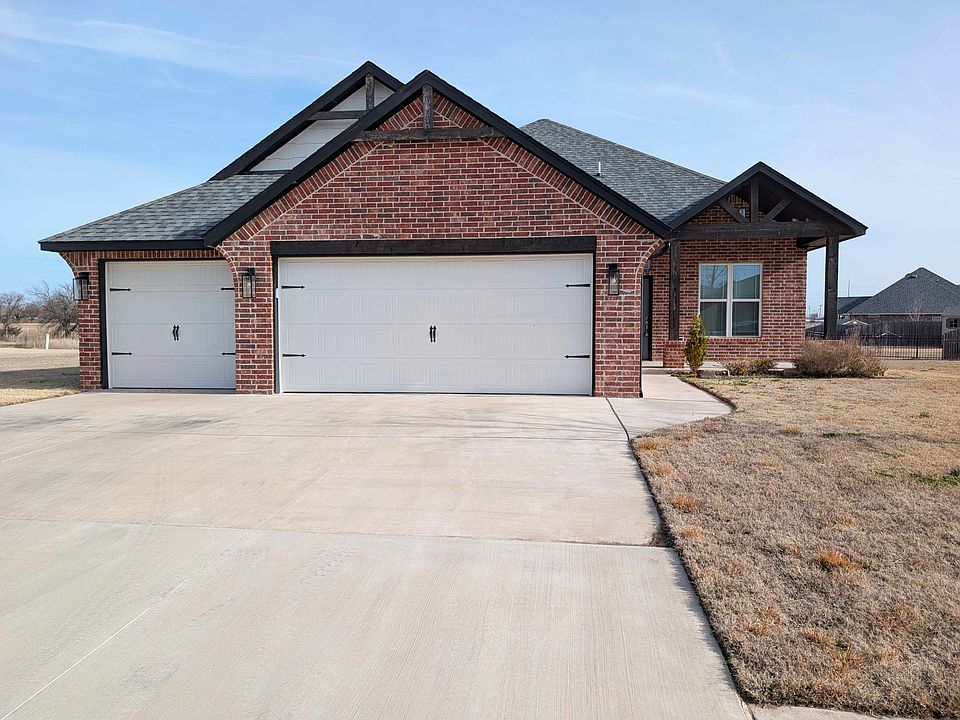 1st image of 205 SW 166th St