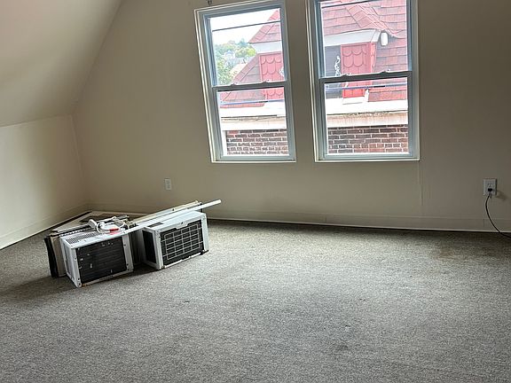 3rd image of 5491 Hays St APT 3