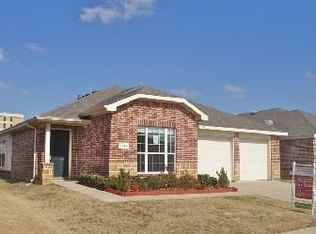 2744 Furlong Dr, Grand Prairie, TX 75051