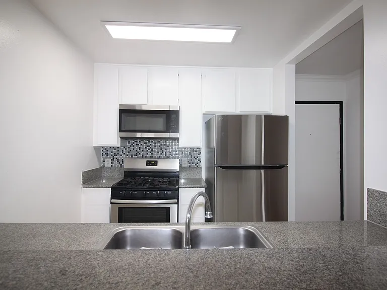 14033 Foothill Blvd. — Photo 4