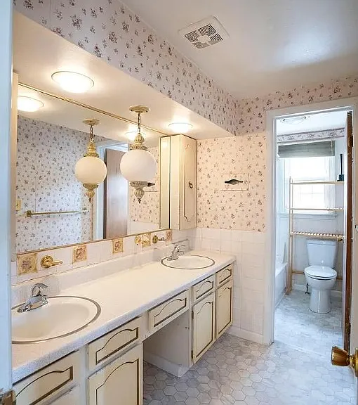 570 Galen Dr — Photo 29