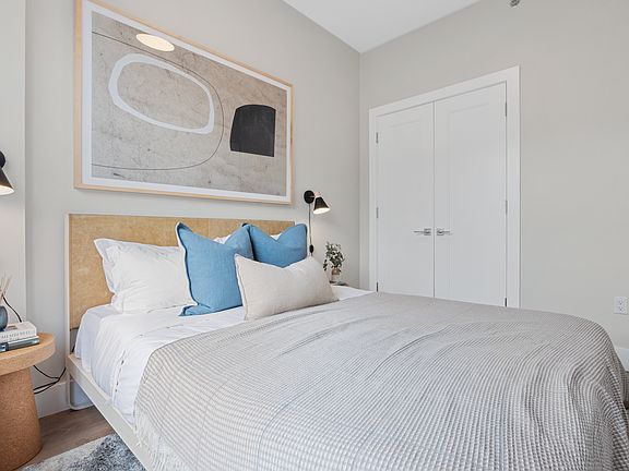 4th image of 286 Rider Ave #509