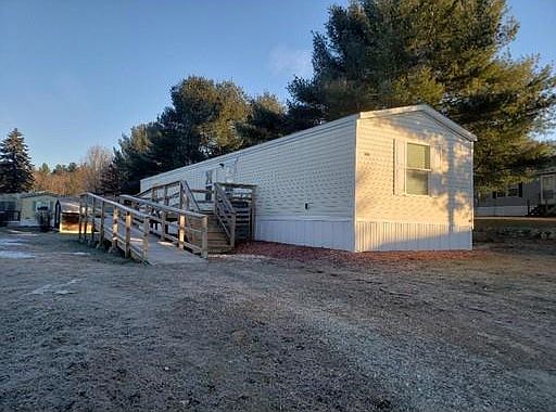 1st image of 104 Old Hillcrest Dr