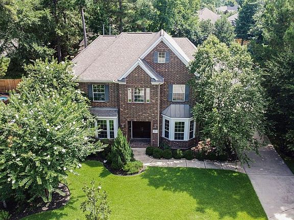 Cul-de-sac lot in coveted Monarch Park