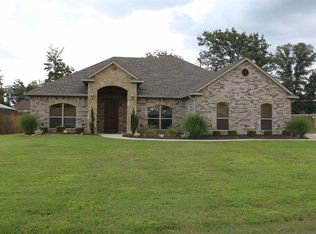 270 Towering Oaks Hvn, Longview, TX 75602