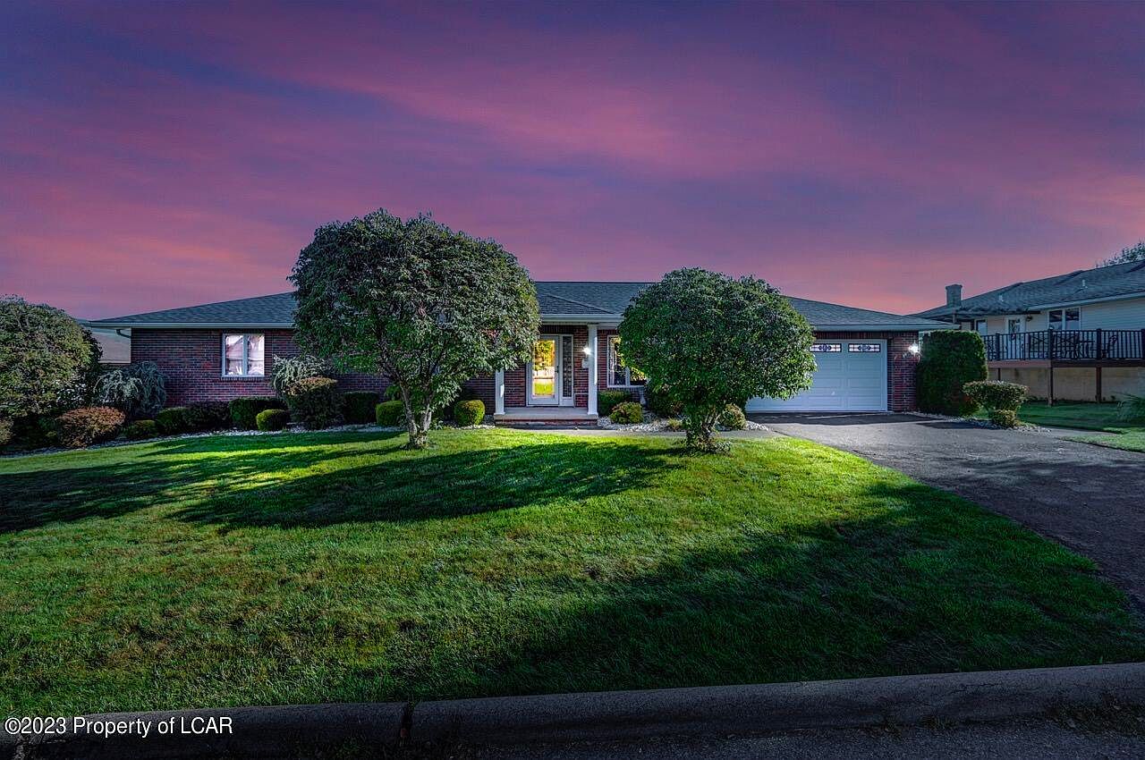 17 Tanya Dr, Old PA 18518 MLS 234546 Zillow