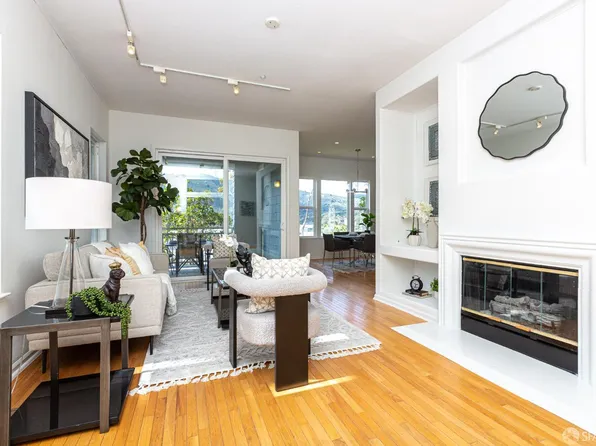 141 Kestrel Ct, Brisbane, CA 94005