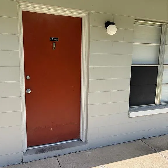 4328 Edgewater Dr #E104 — Photo 1