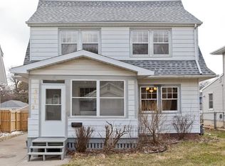 2412 C Ave NE, Cedar Rapids, IA 52402